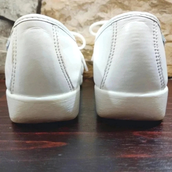 SAS Siesta Moccasins White Leather Nurse Career Soft Step Heel Sz 8 Wide - Picture 6 of 16